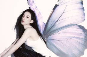 TAEYEON ฉลองครบรอบเดบิวต์เดี่ยว 10 ปี มอบของขวัญแด่แฟนคลับด้วยอัลบั้มรวมเพลงชุดแรก 'Panorama : The Best of TAEYEON' ผลงานที่เปรียบดั่งบันทึกเส้นทางดนตรีในรูปแบบพาโนรามา 